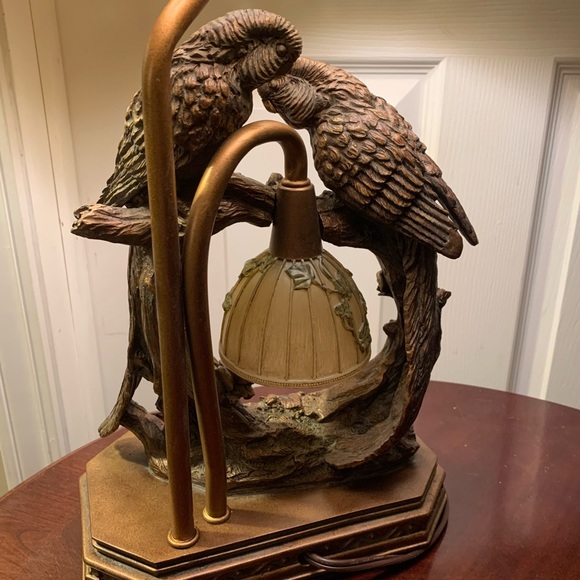 Lamp - Picture 5 of 7